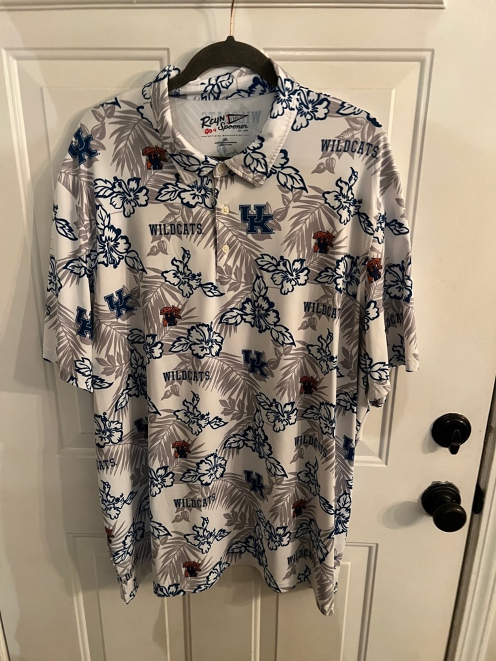 reyn spooner Wildcats Floral Polo - White/Blue/Tan